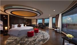 Scarlet Pearl President Suite Vip